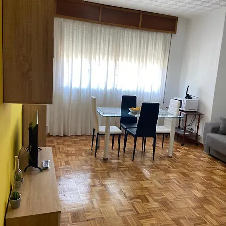 Coqueto Cercano A Termas A Apartamento